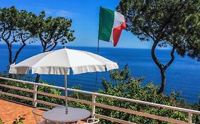 Sea View Sirolo Di Amedeo
